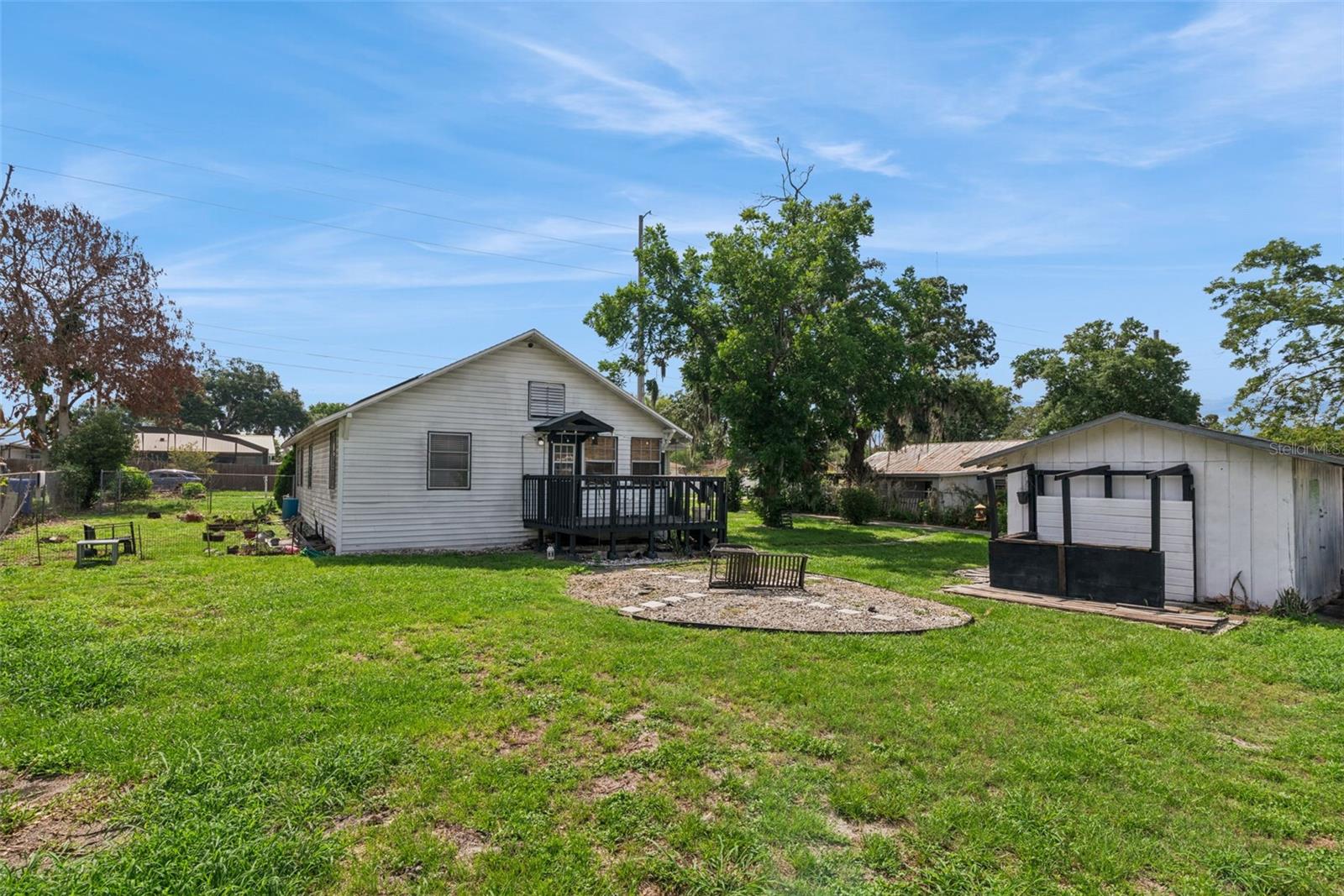 650 Lakewood Avenue, FL