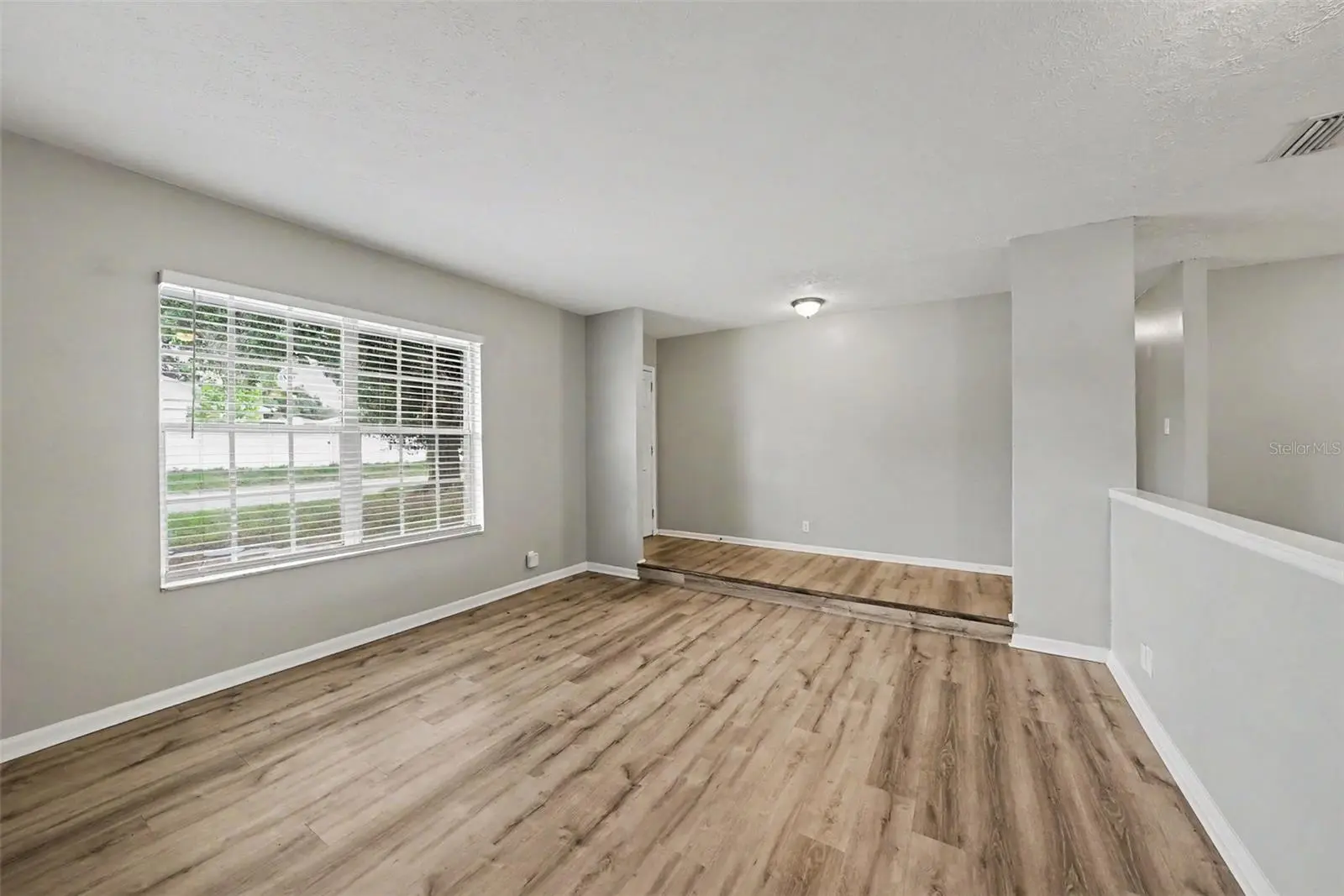 2264 Village Court, FL