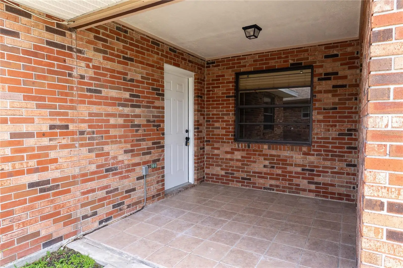 661 Lake Carolyn Circle, FL