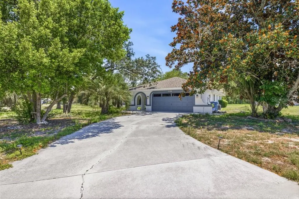 10186 Sleepy Willow Court, FL