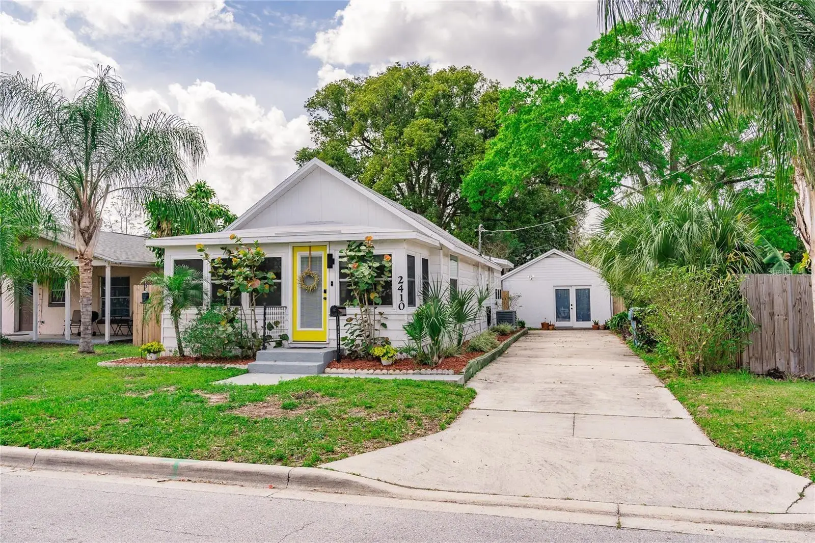 2410 Center Avenue, FL