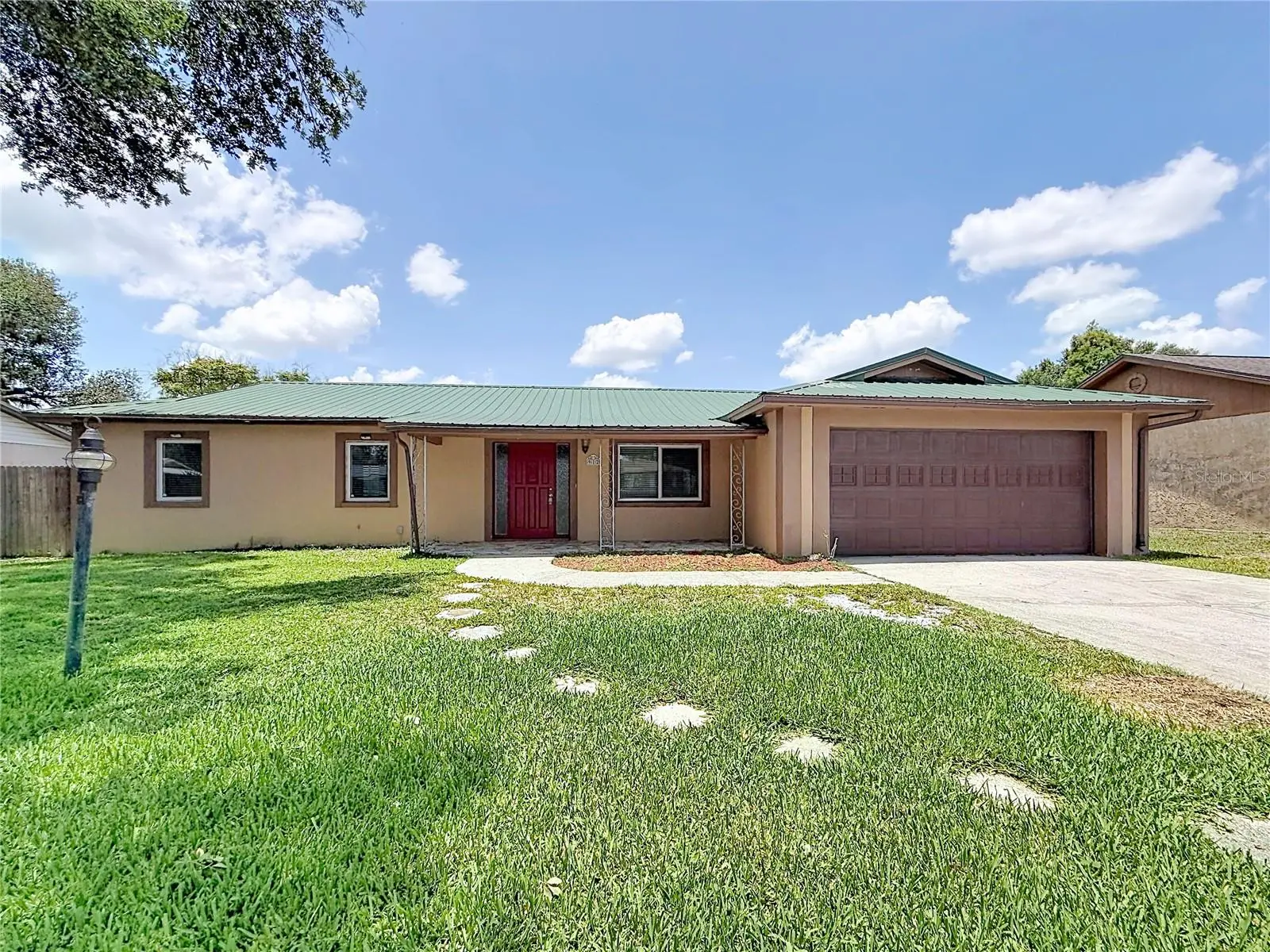 912 Shangri La Drive, FL