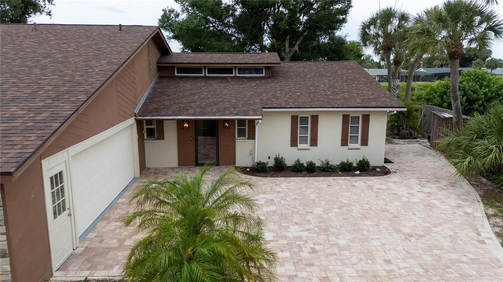 1141 Sleepy Hollow Court, FL