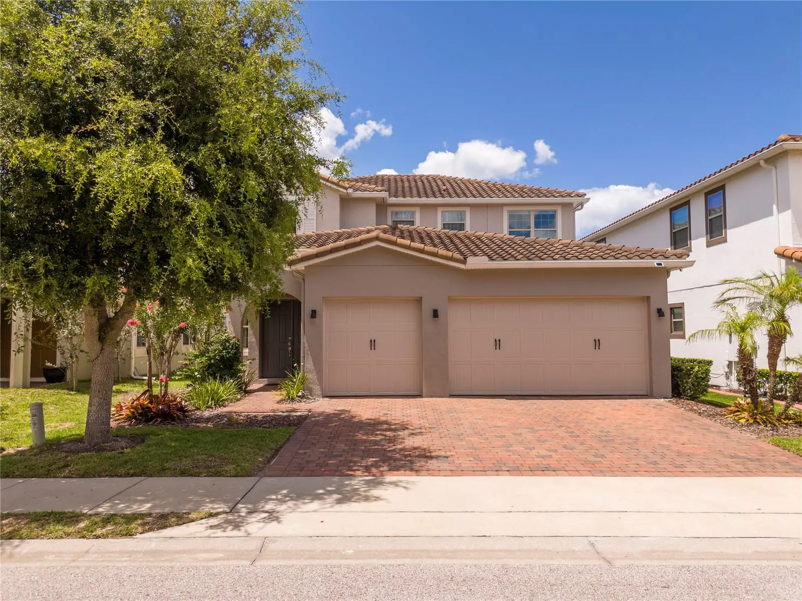 10431 Siddington Drive, FL