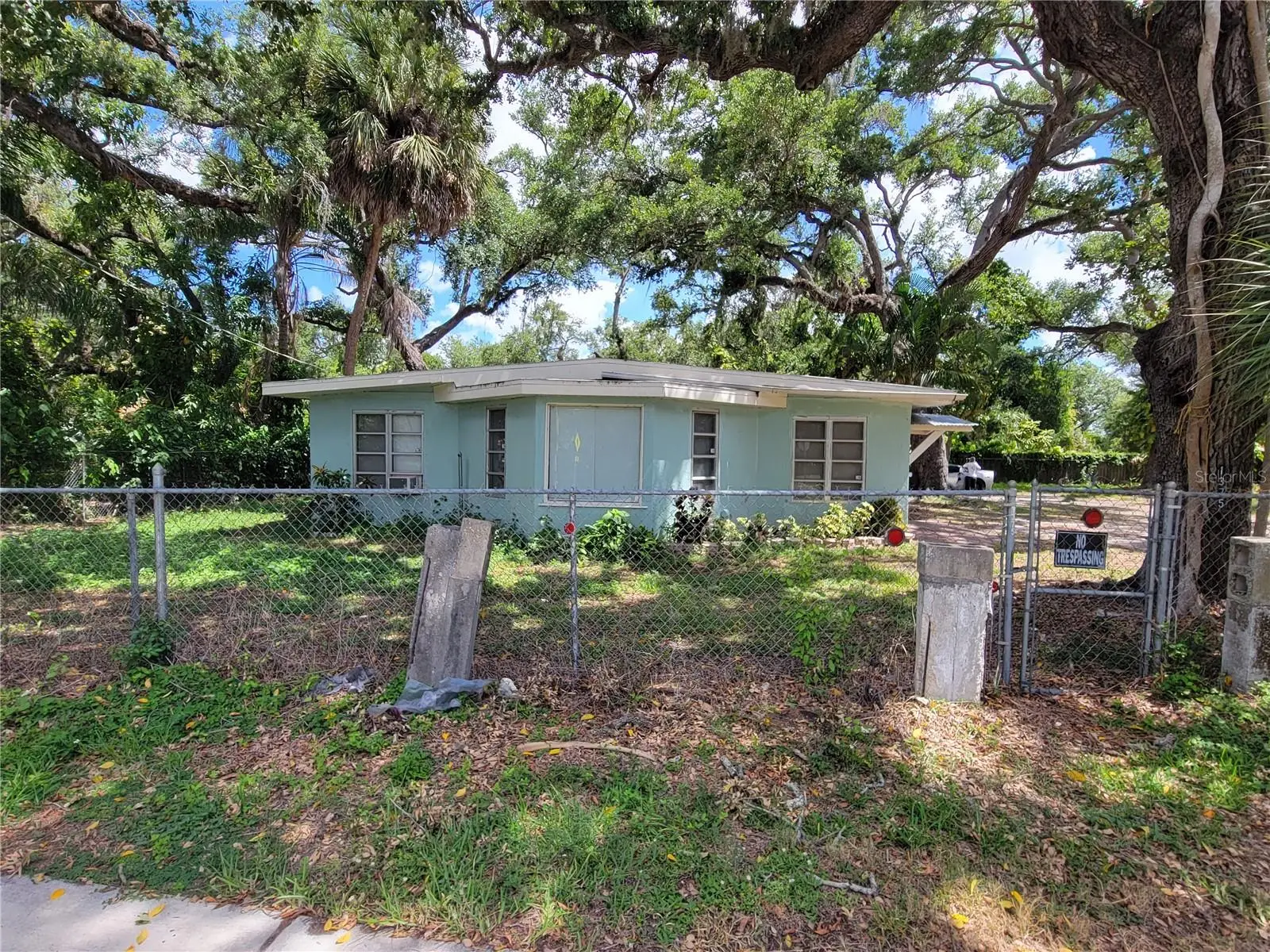1375 Myrtle Street, FL
