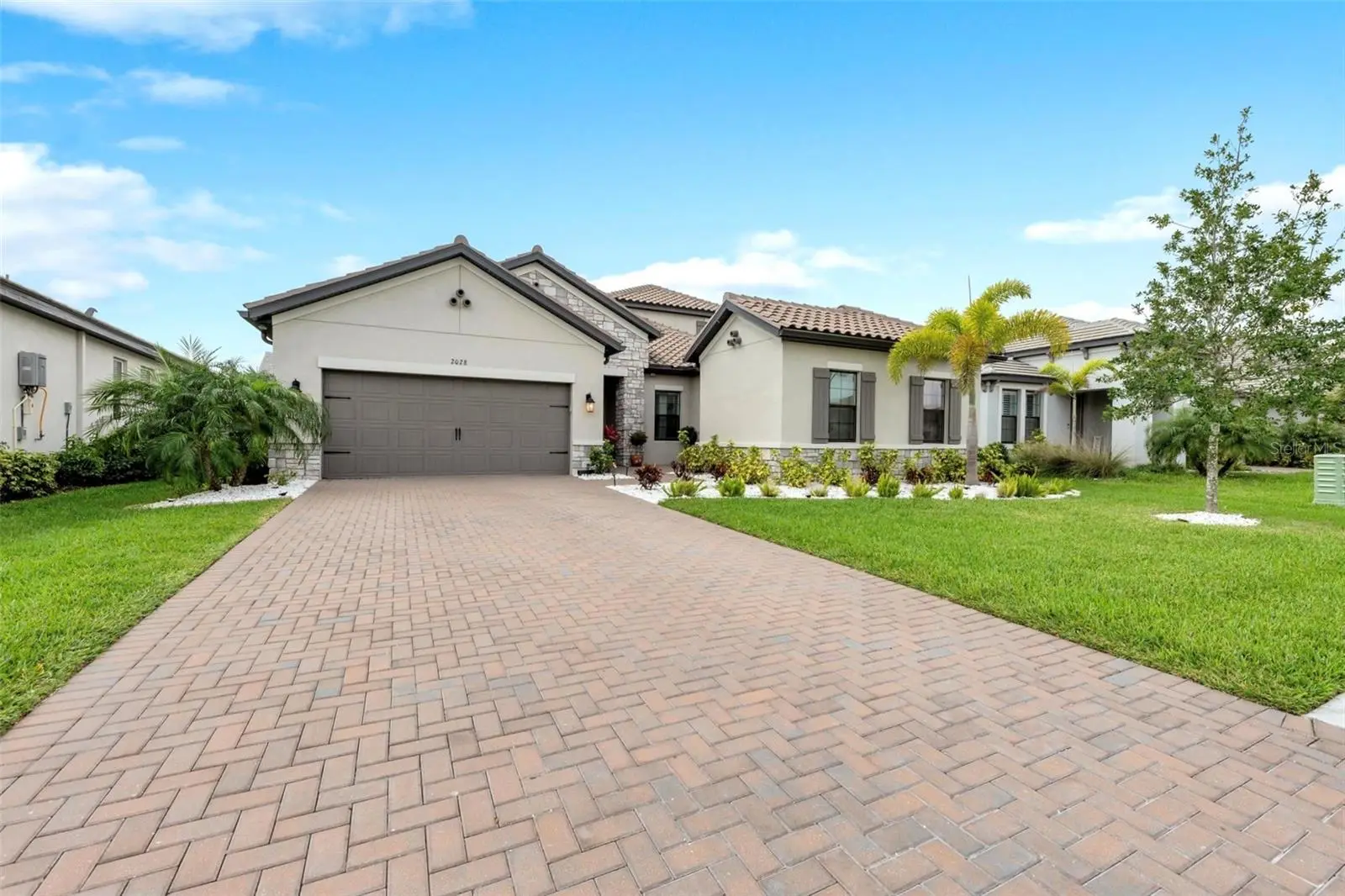 2028 Woodleaf Hammock Court, FL