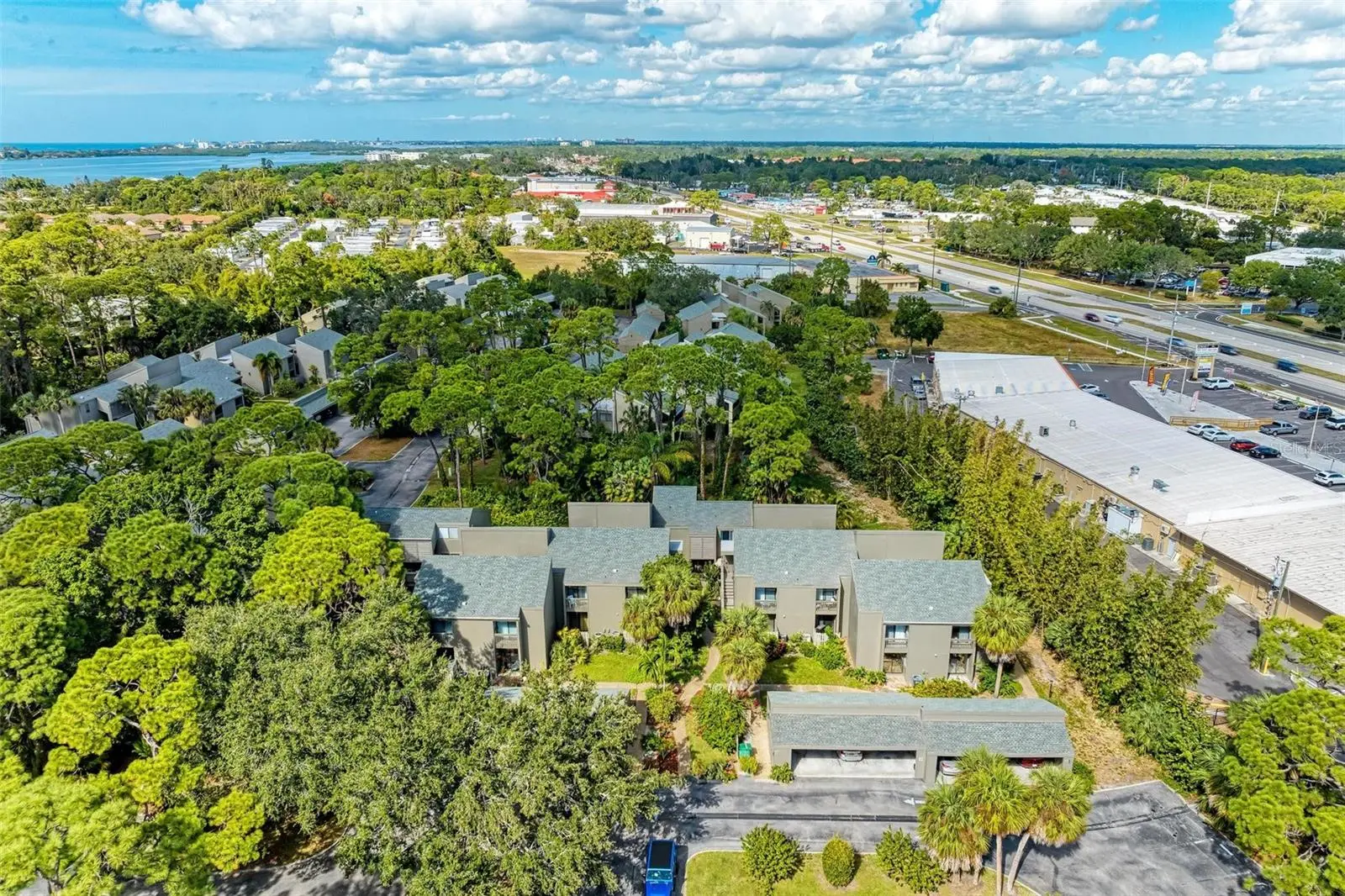110 Woodland Place, FL