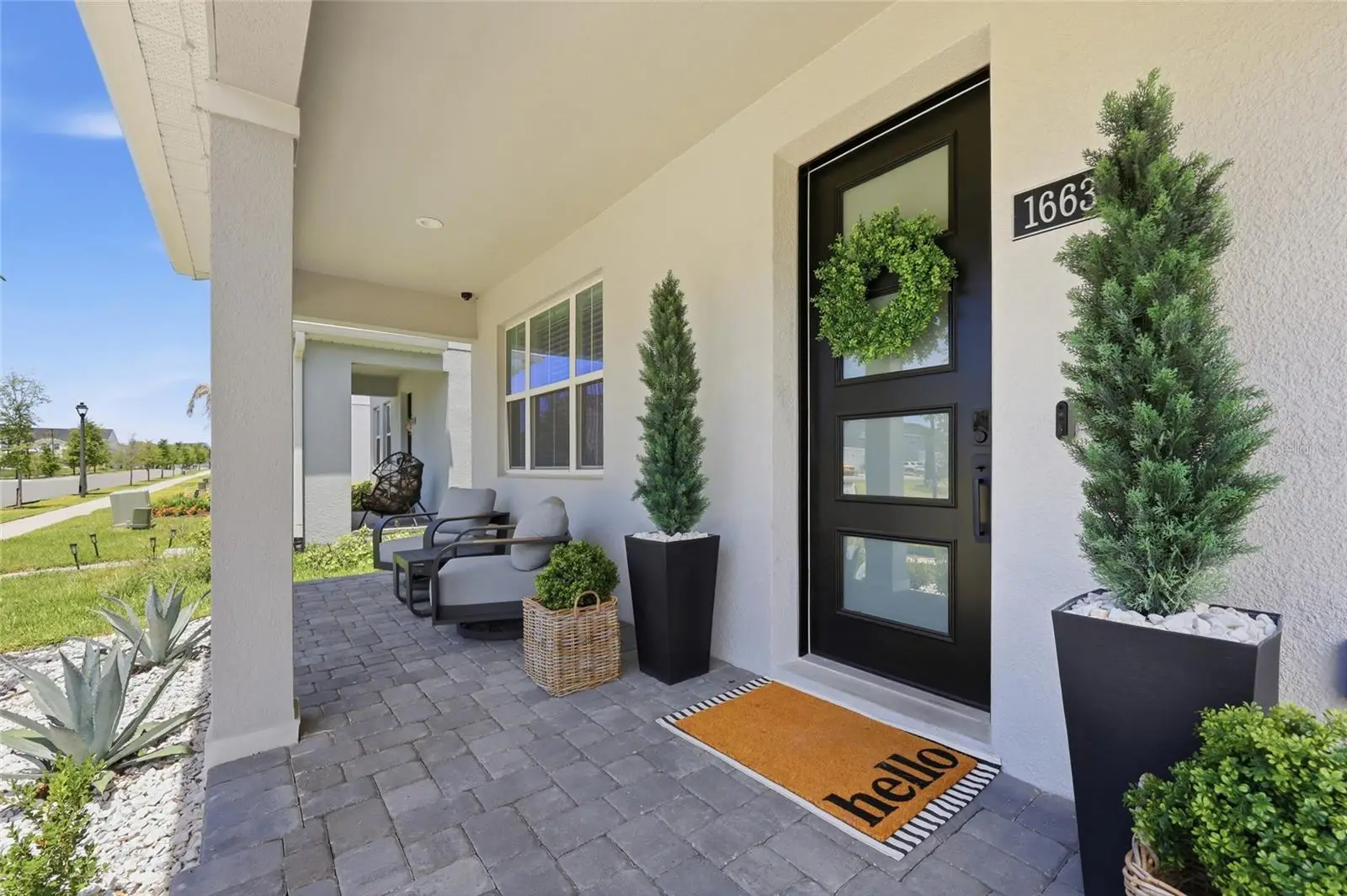 1663 Crowncrest Drive, FL
