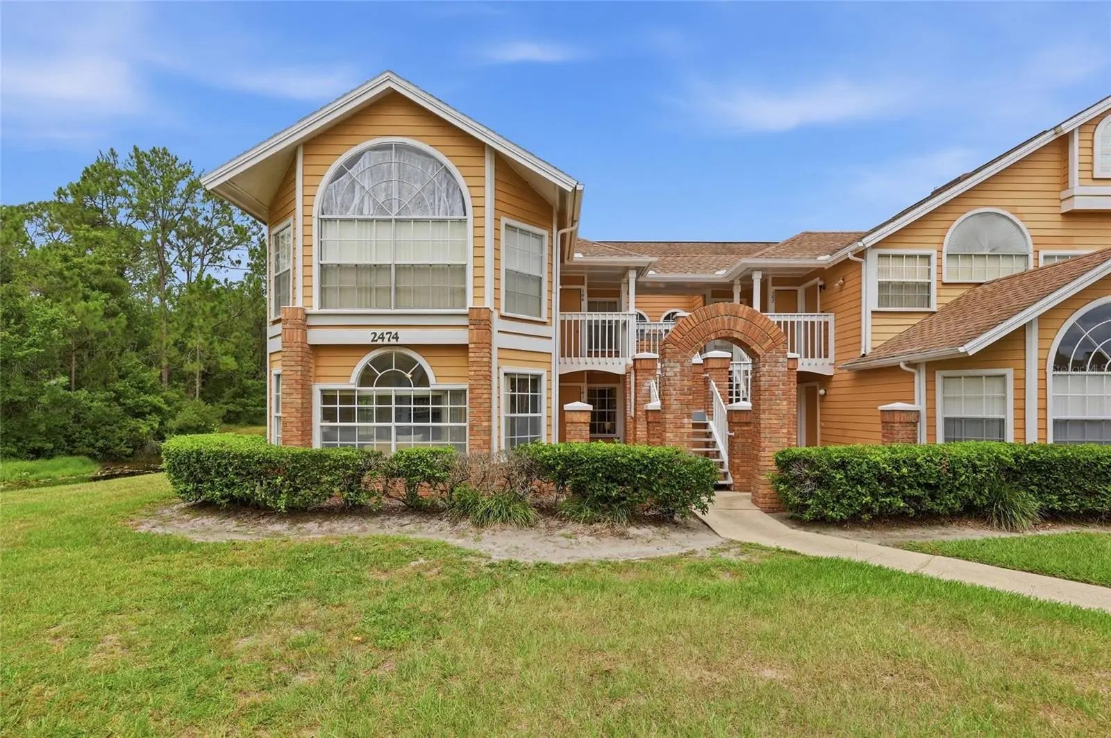 2474 Sweetwater Club Circle, FL