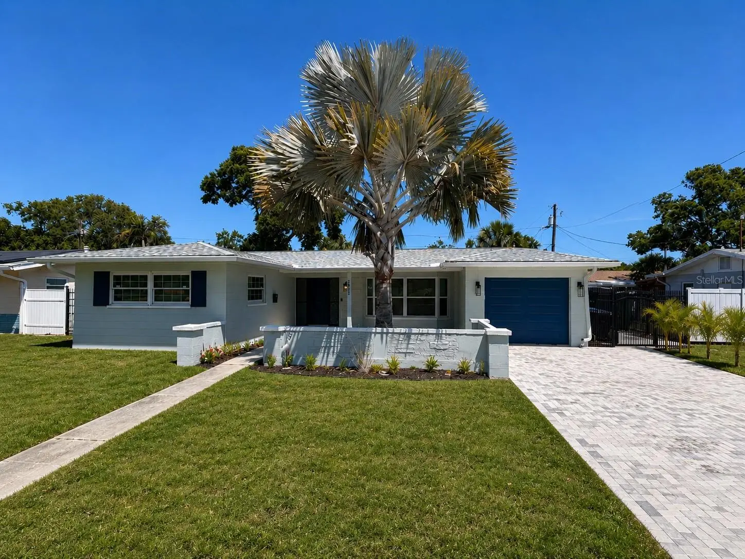 5813 26th Ave N