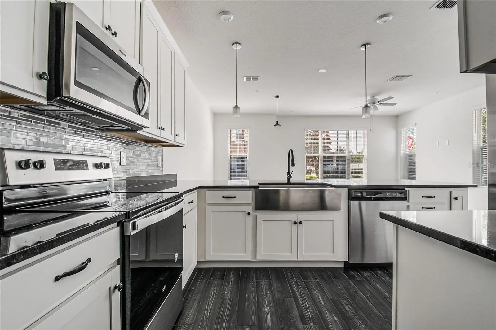 9586 Poplar Ridge Avenue, FL