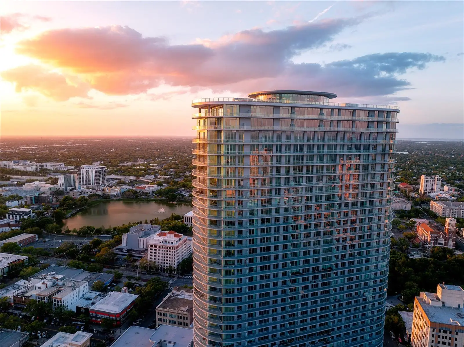 400 Central Avenue, FL