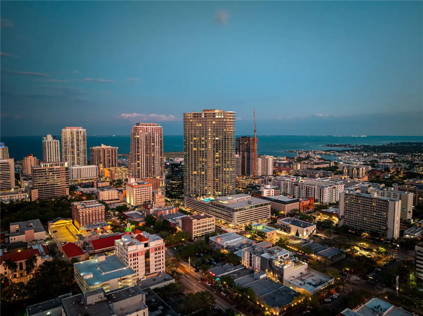 400 Central Avenue, FL