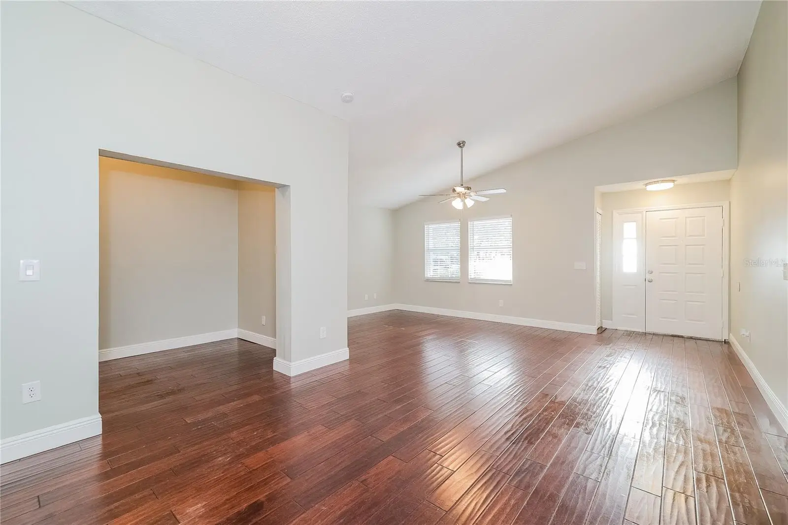 1535 Lawndale Circle, FL