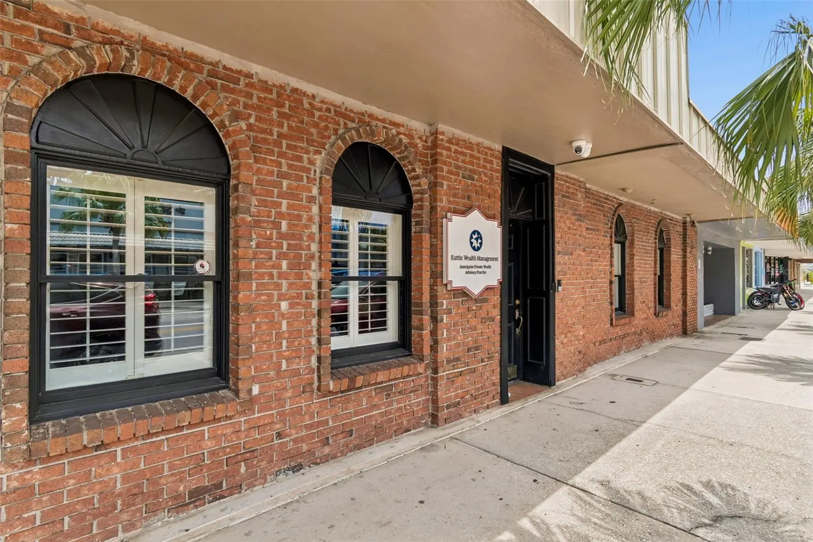 5701 Main Street, FL