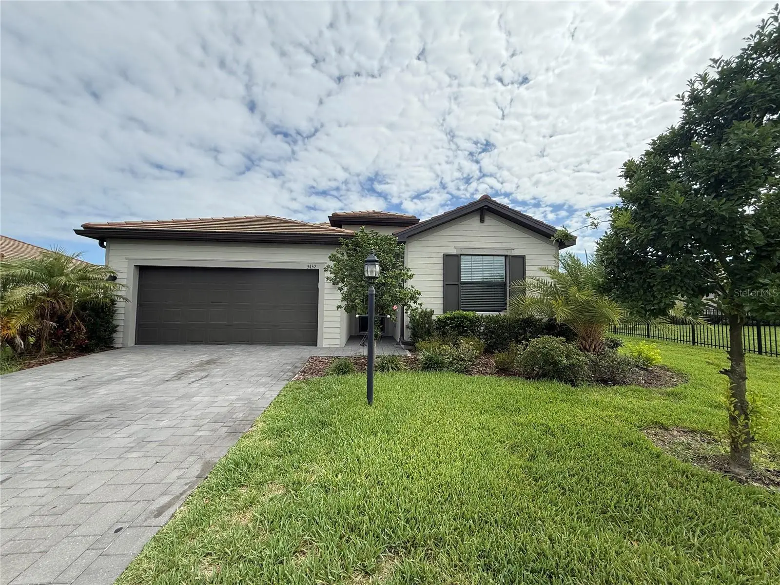 5132 Coral Reef Way, FL
