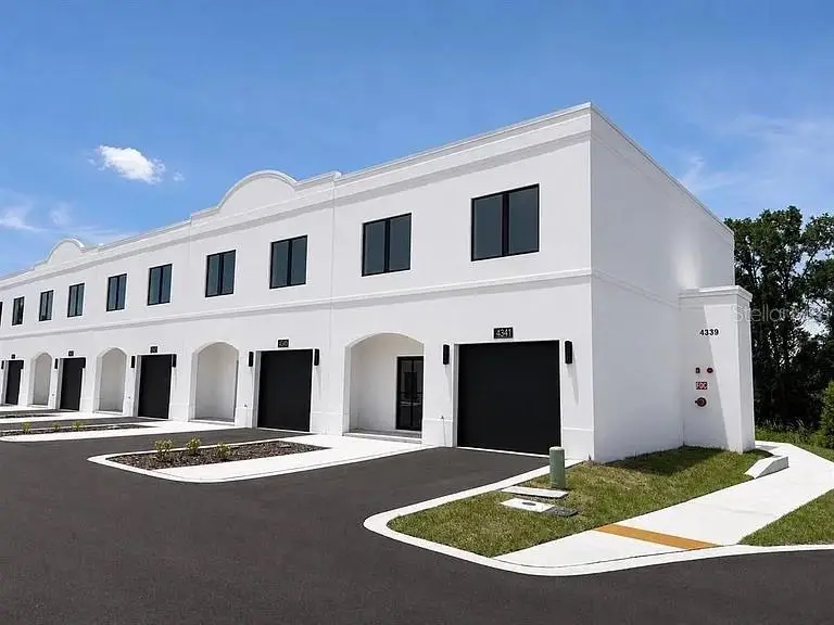 4365 Cambio Gardens Court, FL