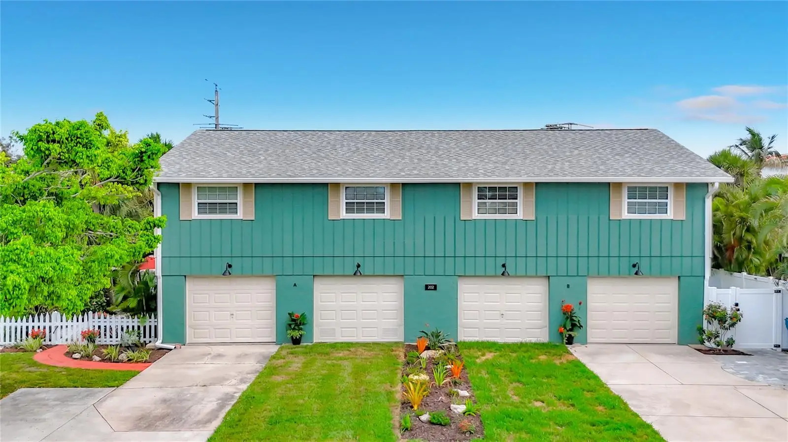 202 Peacock Lane, FL