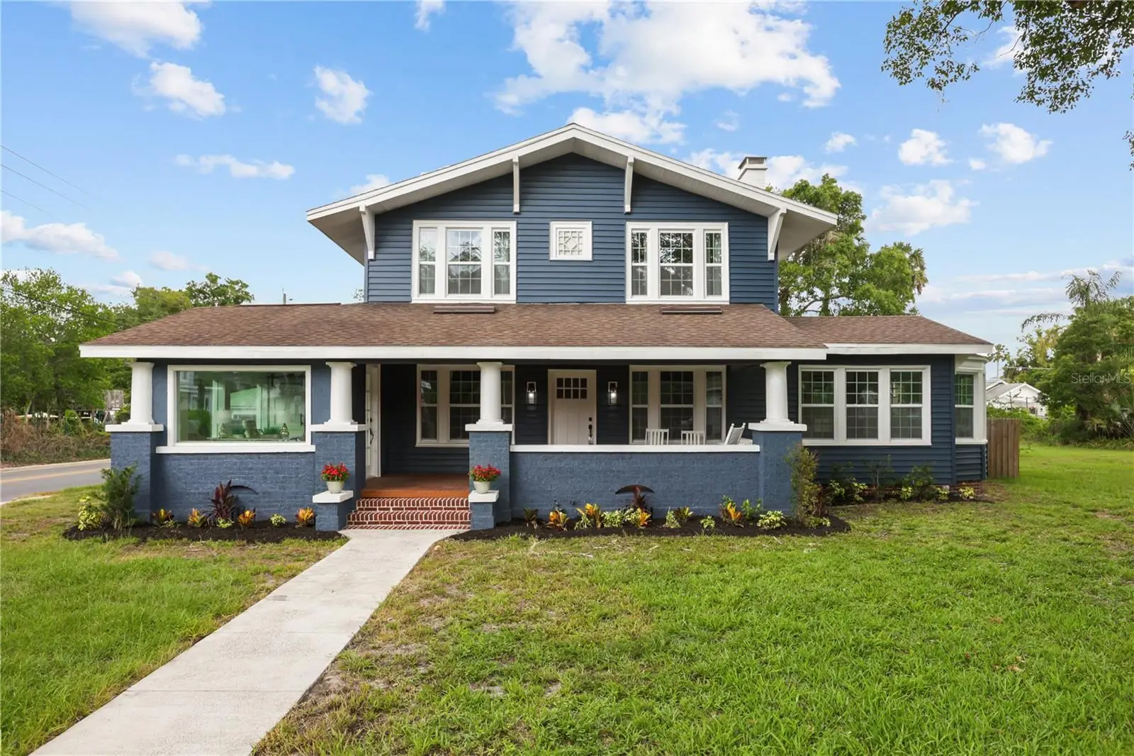 2001 Sanford Avenue, FL