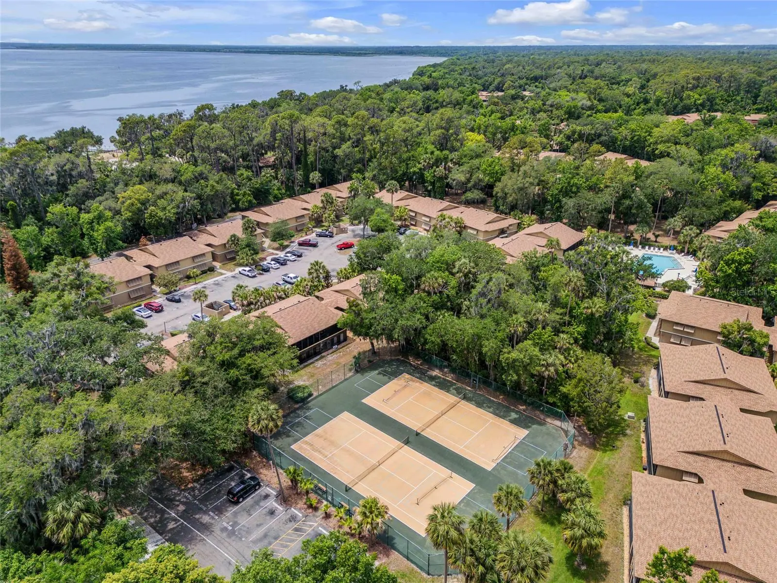130 Jasmine Woods Court, FL