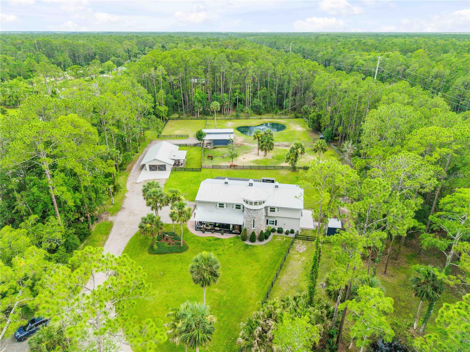 2195 Poinsettia Drive, FL
