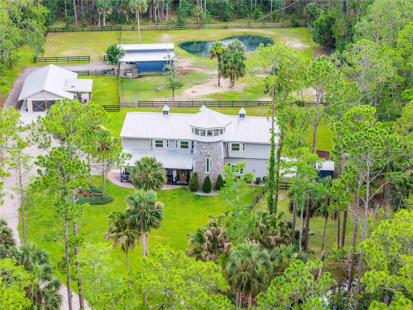 2195 Poinsettia Drive, FL