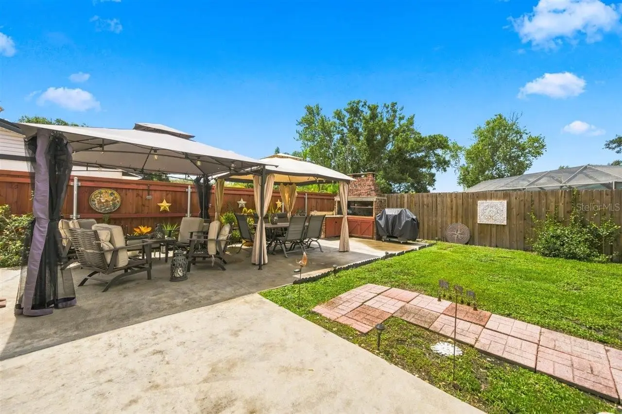 5309 Black Pine Drive, FL