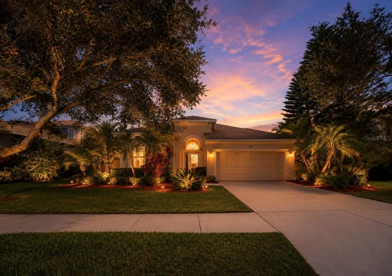 827 Seminole Sky Drive, FL
