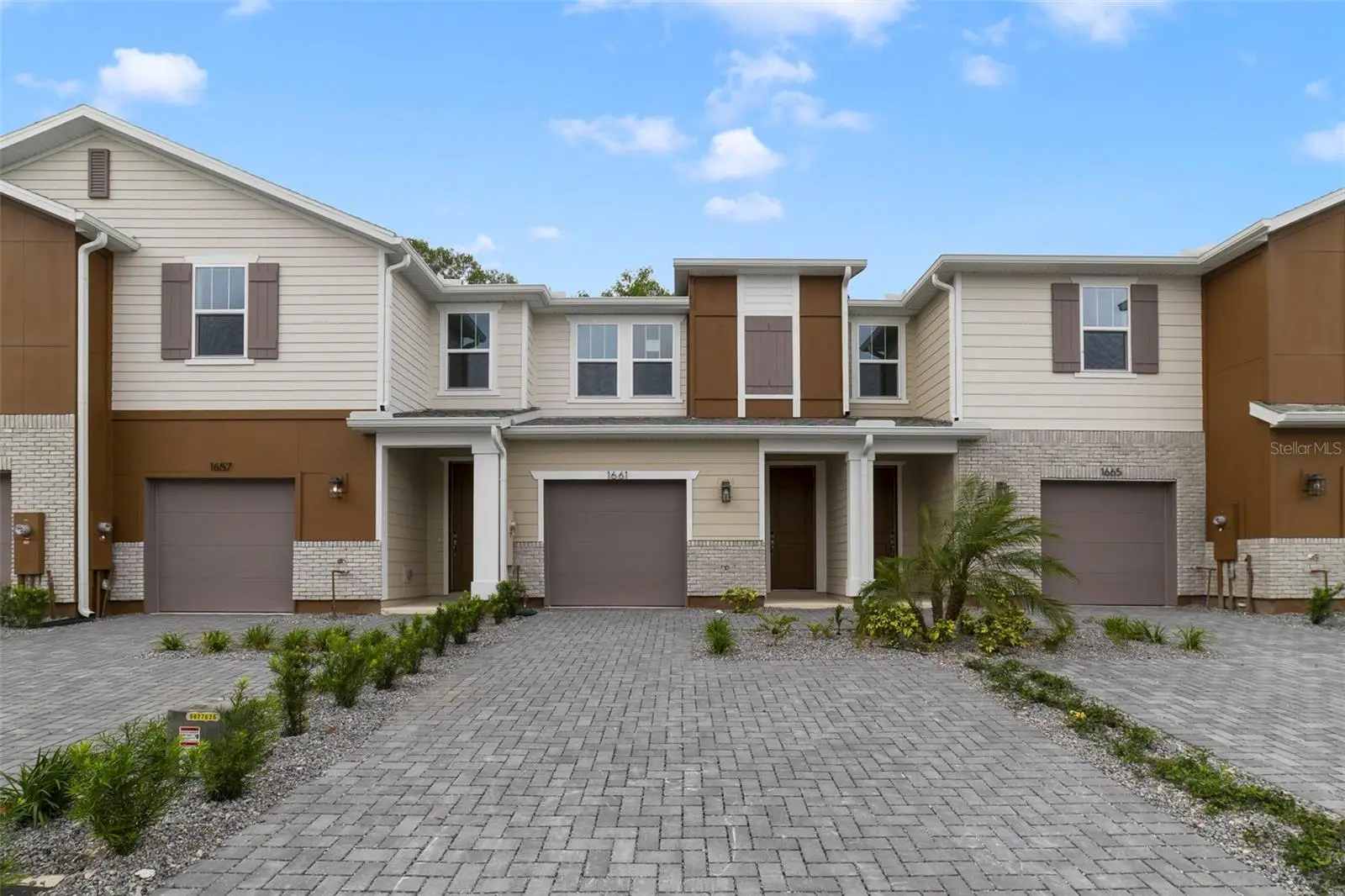 1661 Greenleaf Woods Cove, FL