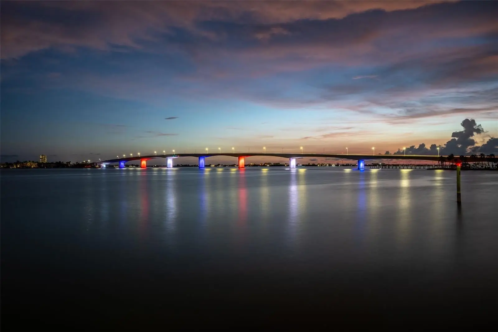 280 Golden Gate Point, FL