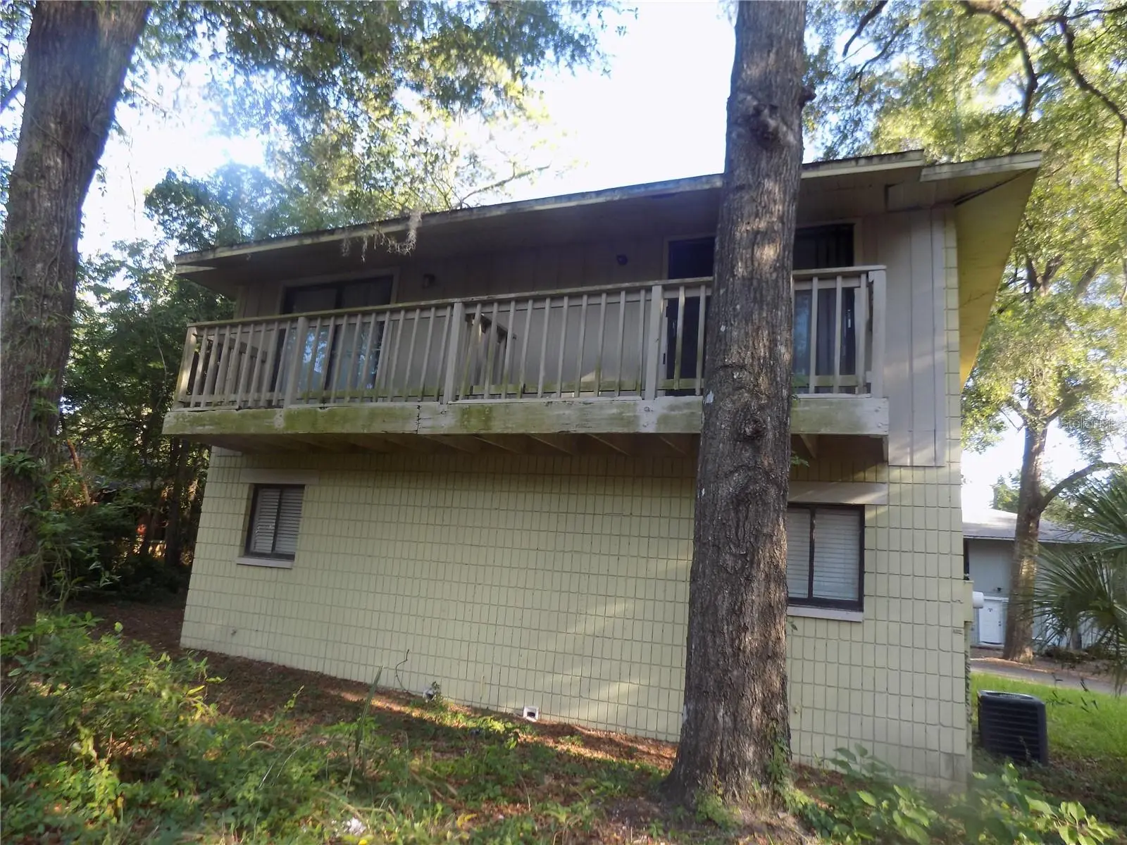 713 69 Street, FL