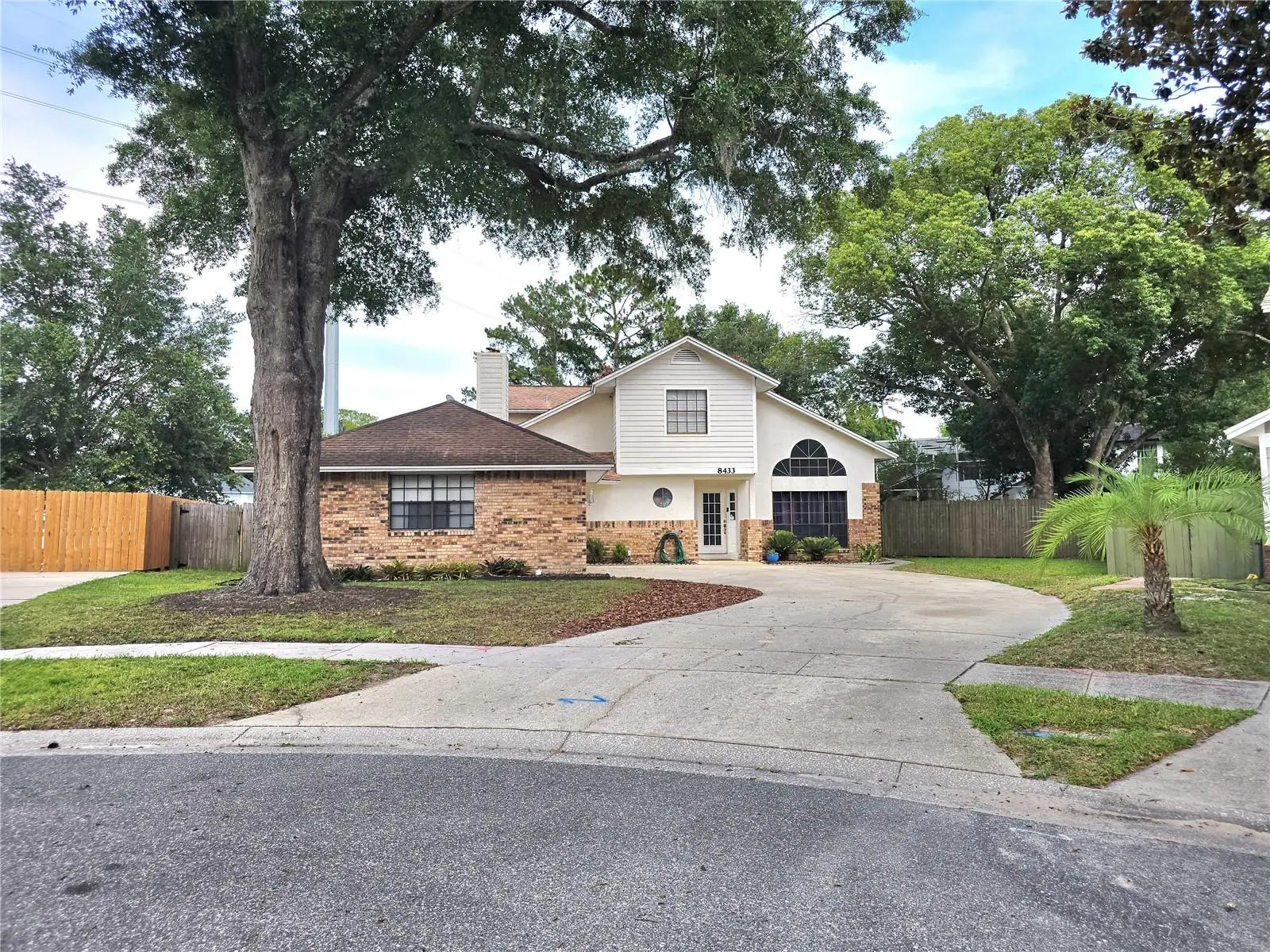 8433 Commander Cove, FL