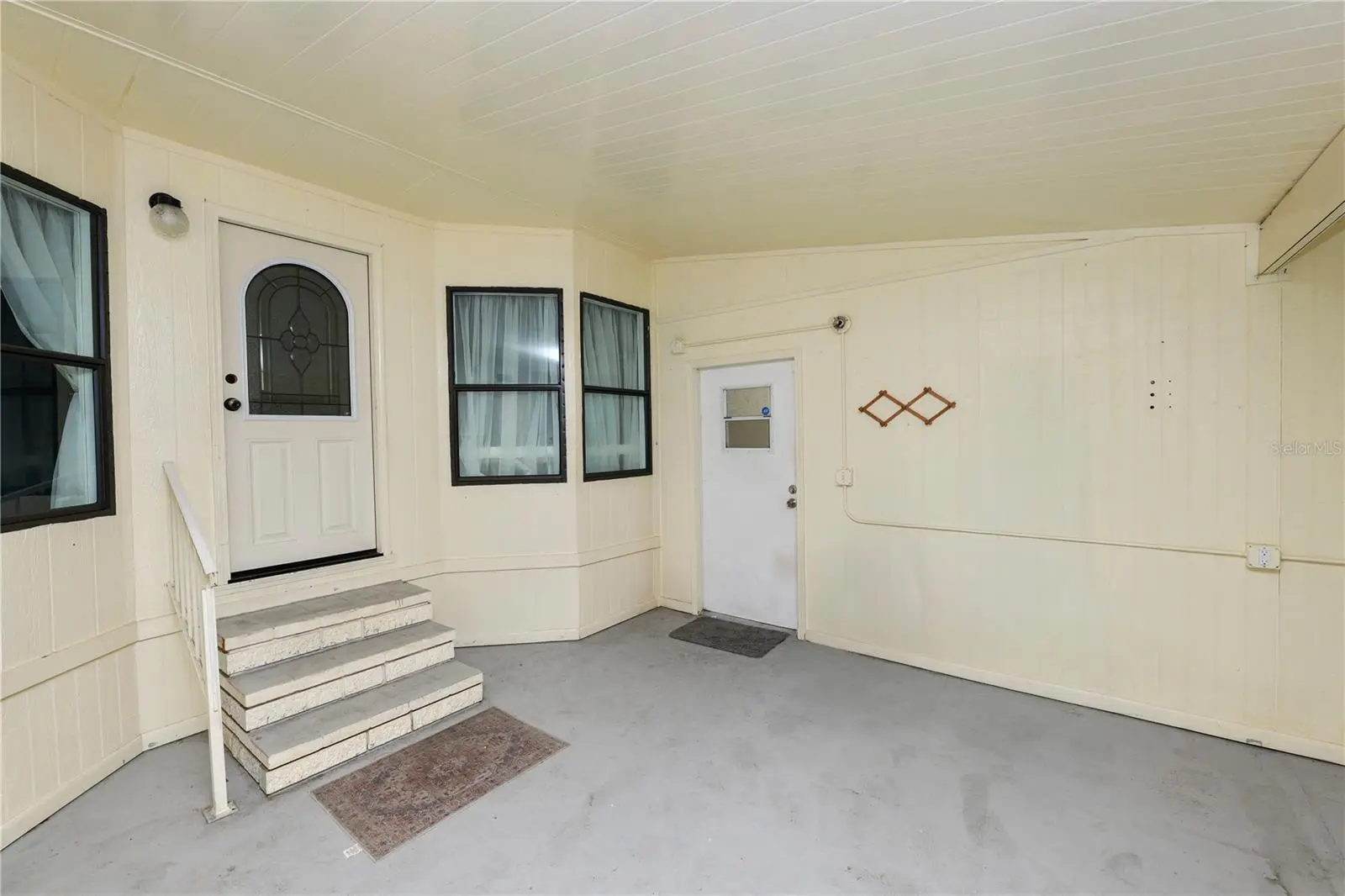 3159 Honeoye Trail, FL