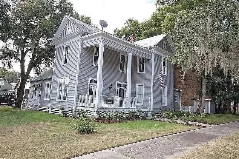 495 Parker Street, FL