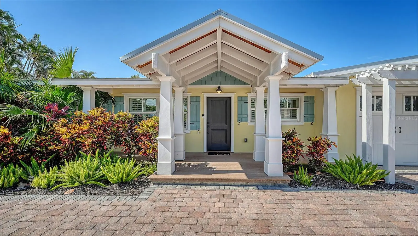 602 Buttonwood Drive, FL