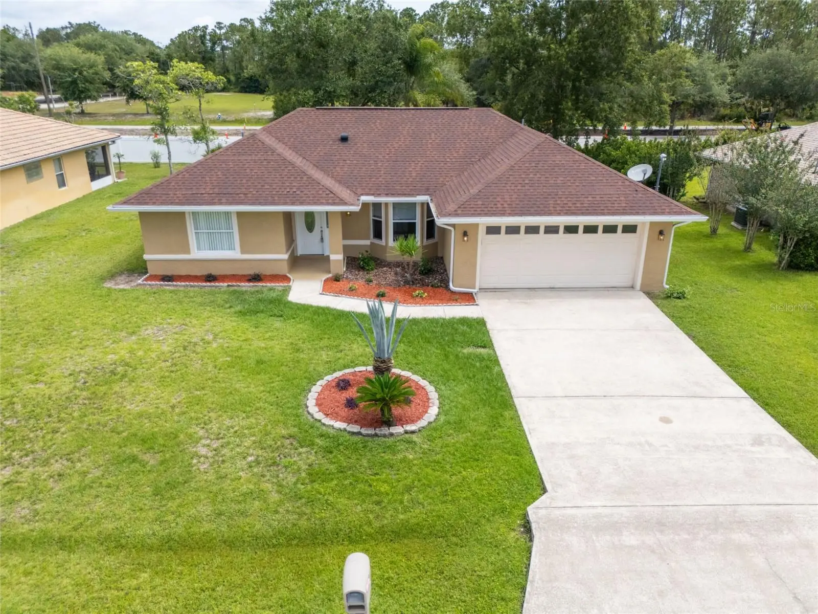 37 Rockefeller Drive, FL