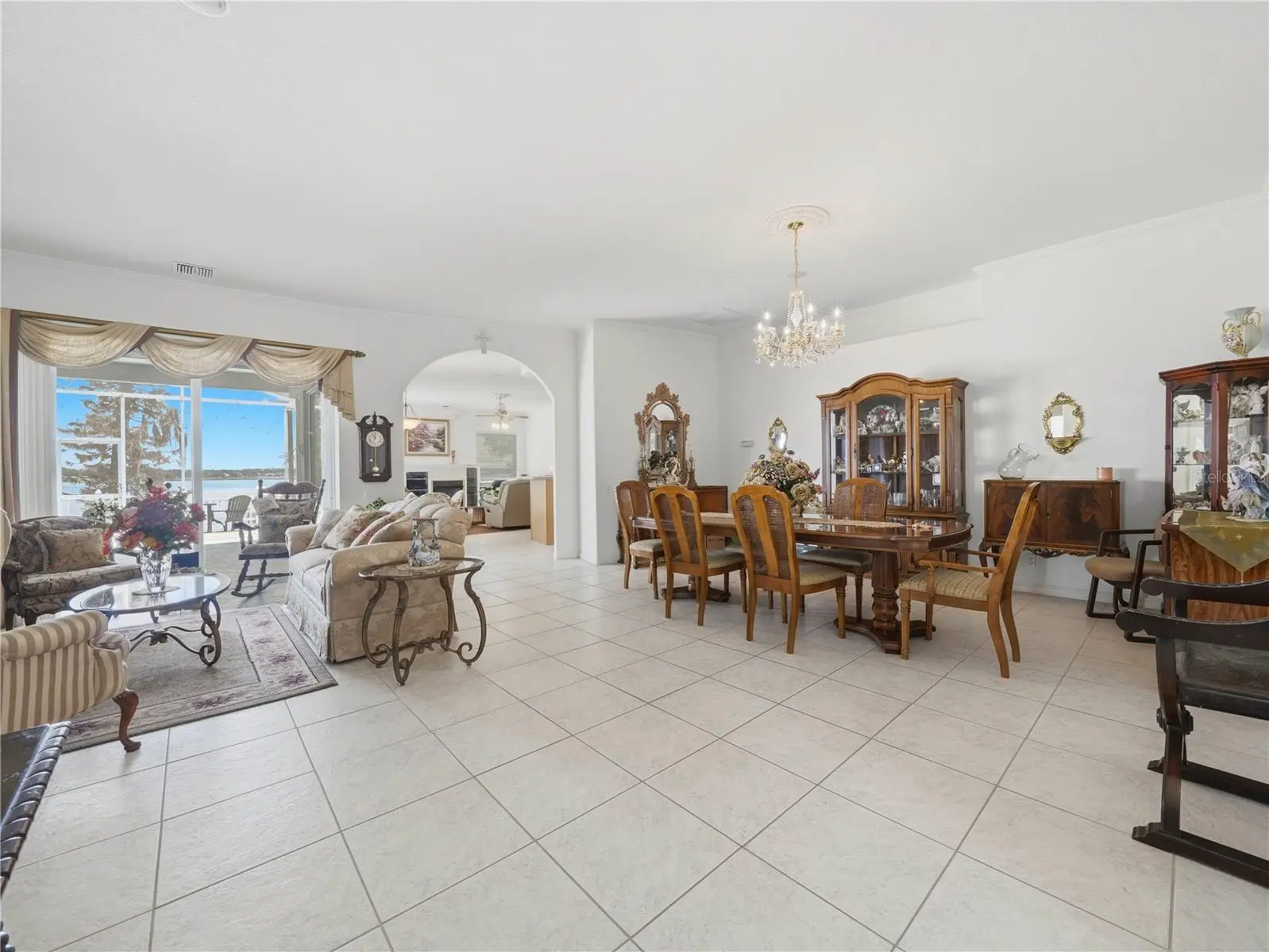 118 Juliana Way, FL