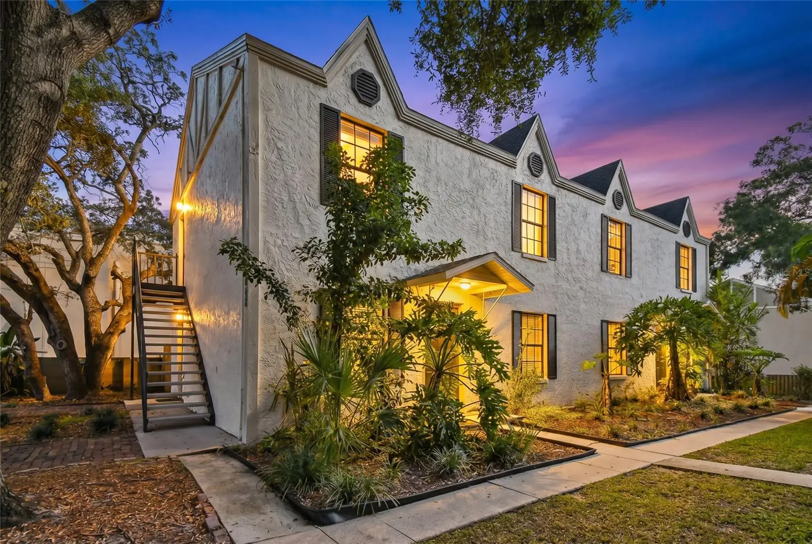 3810 Cleveland Street, FL