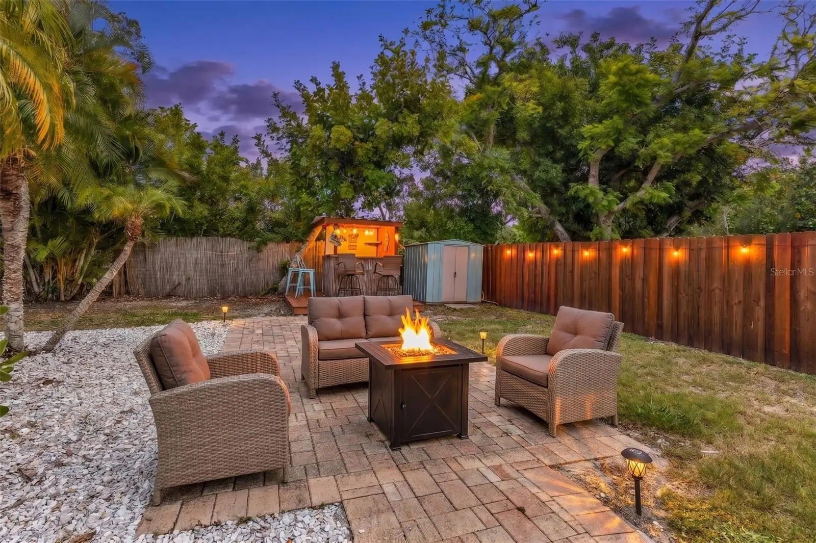 1664 Lakeview Place, FL