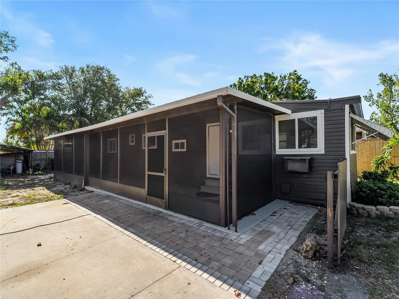 110 Verona Street, FL