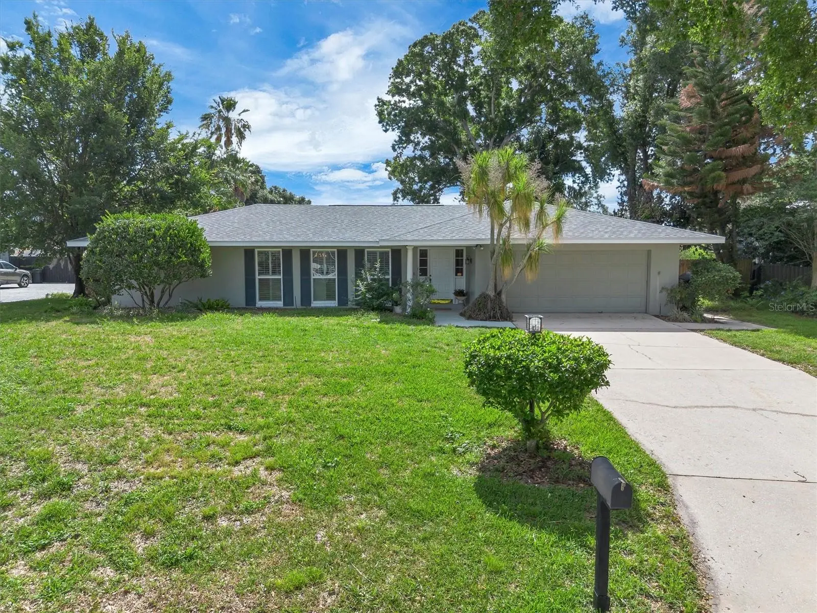 136 Lake Mariam Road, FL