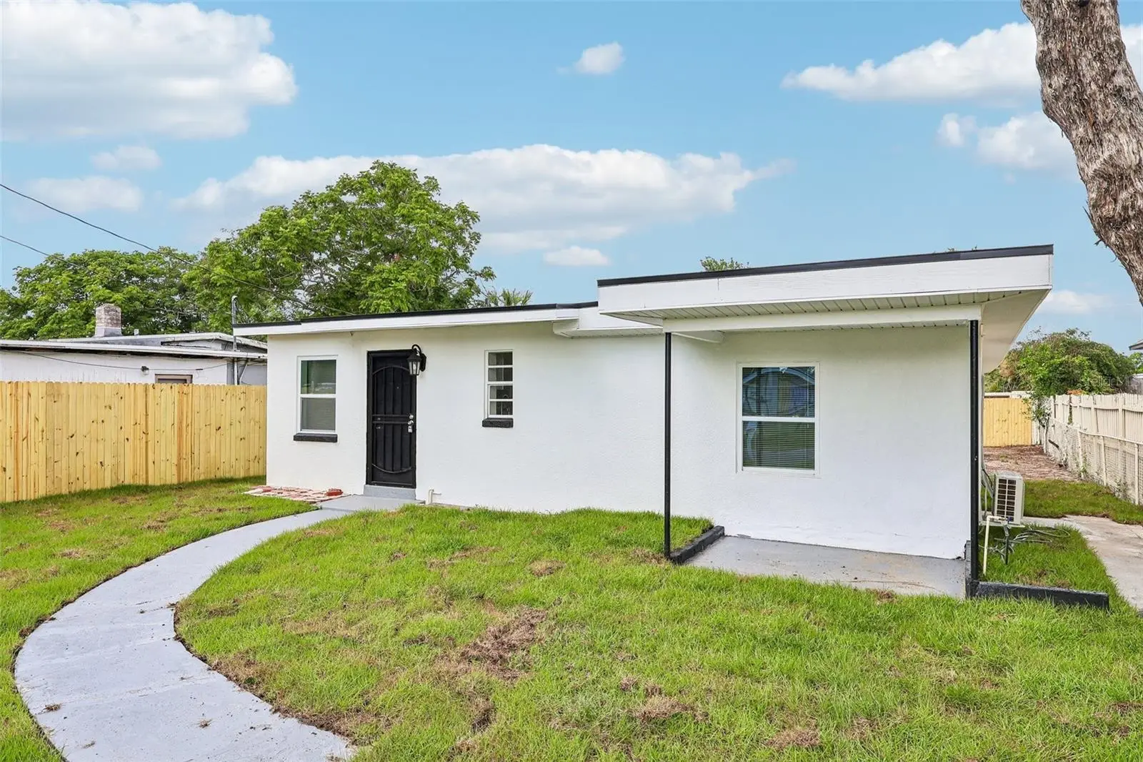918 Ferndell Road, FL
