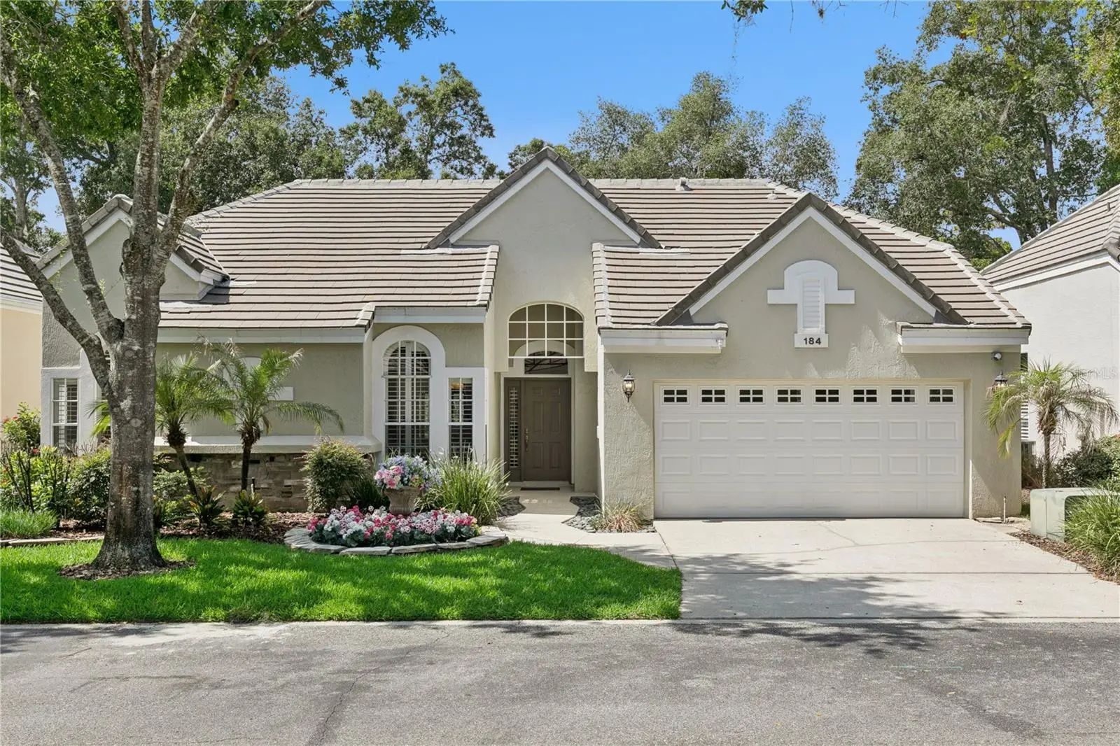 184 Wimbledon Circle, FL