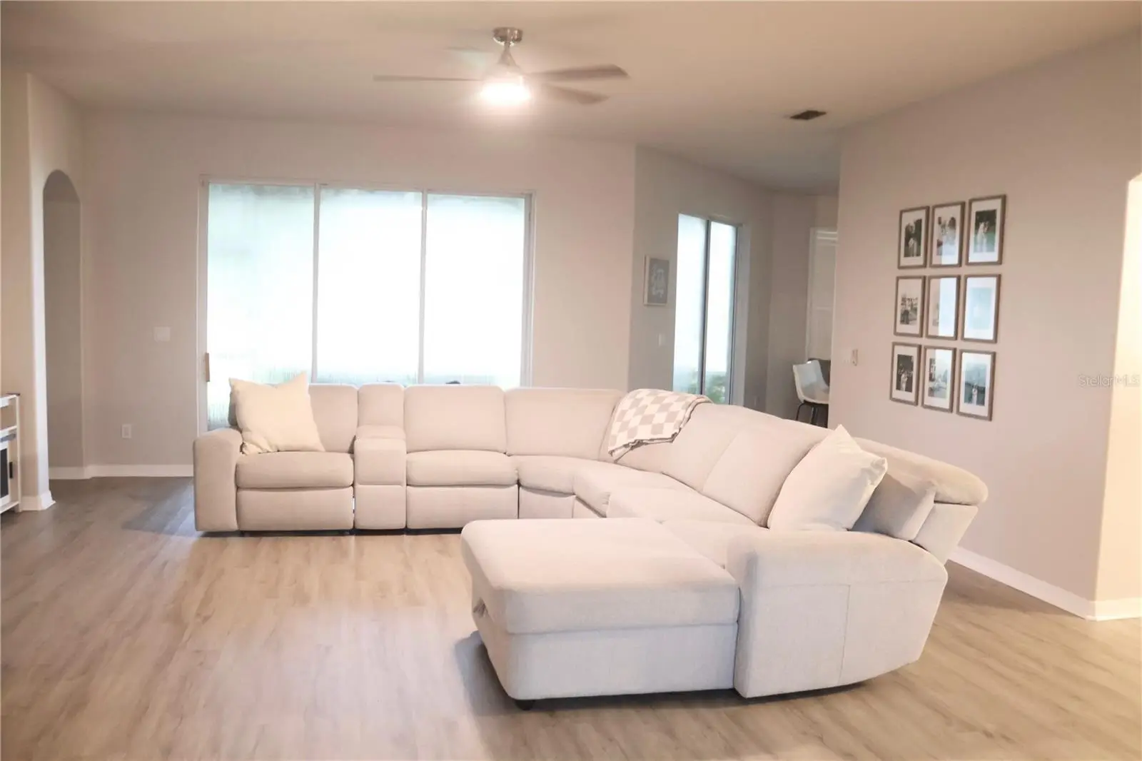3850 Beacon Ridge Way, FL