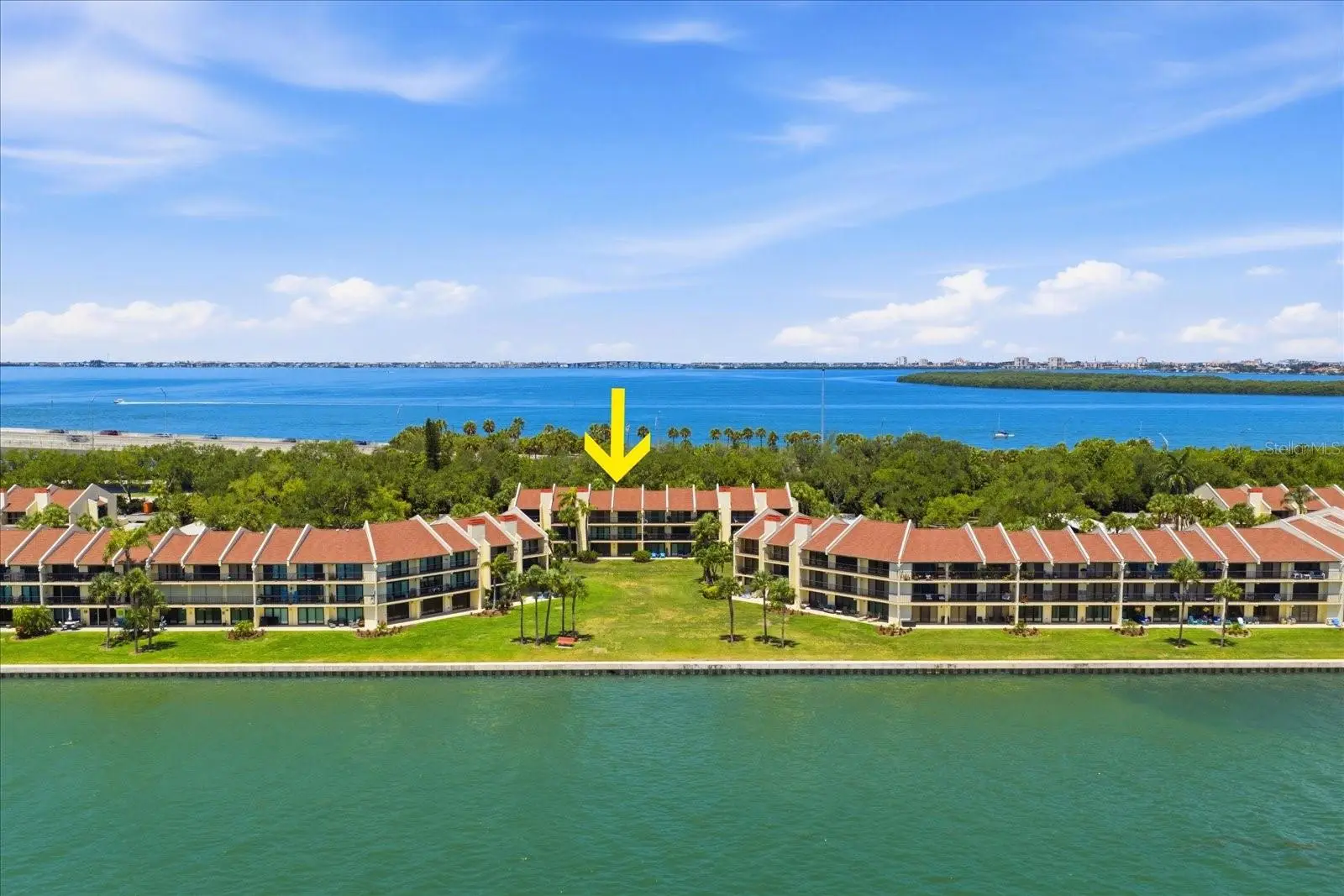 7530 Sunshine Skyway Lane, FL