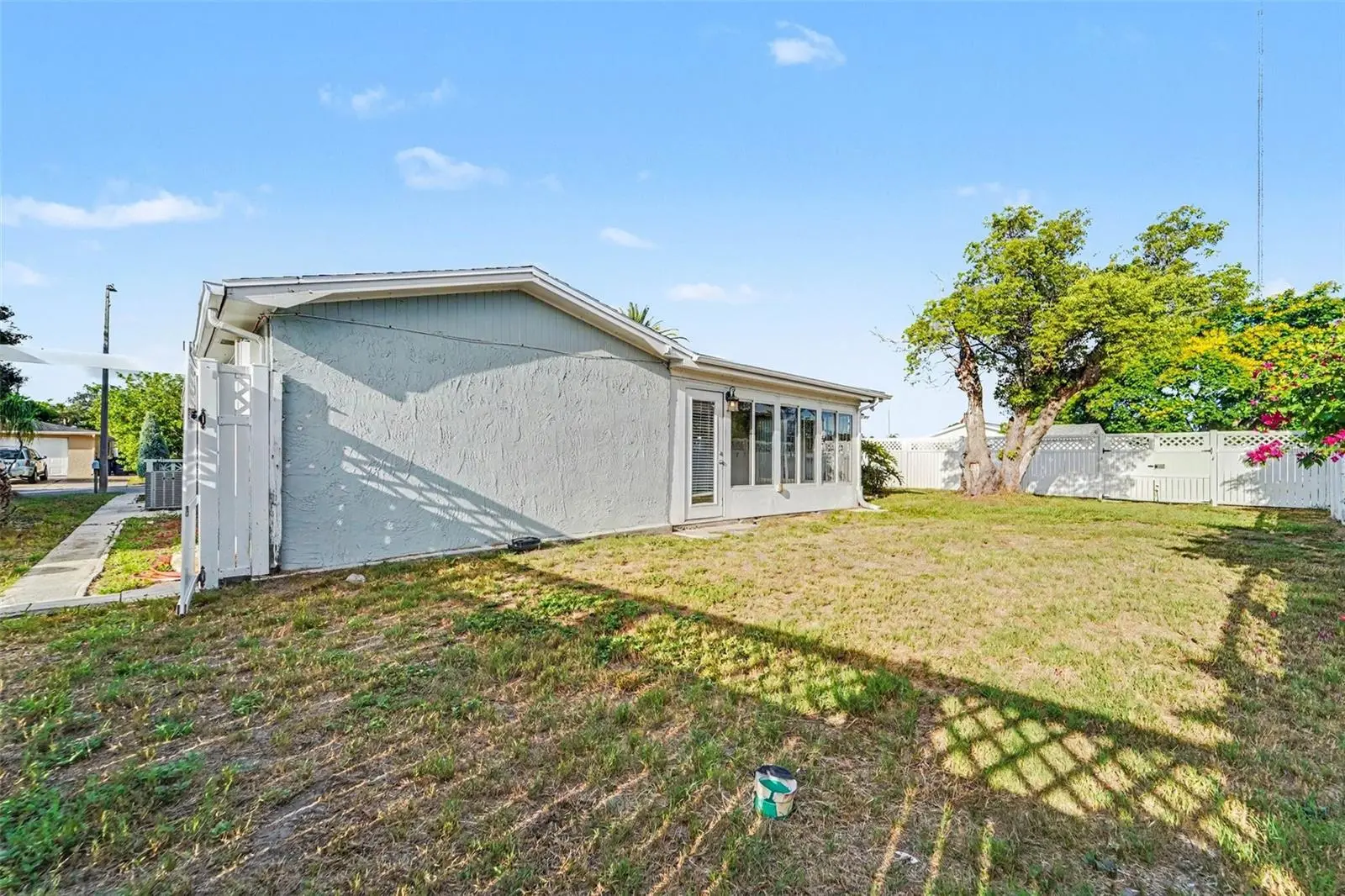 3207 Salisbury Drive, FL