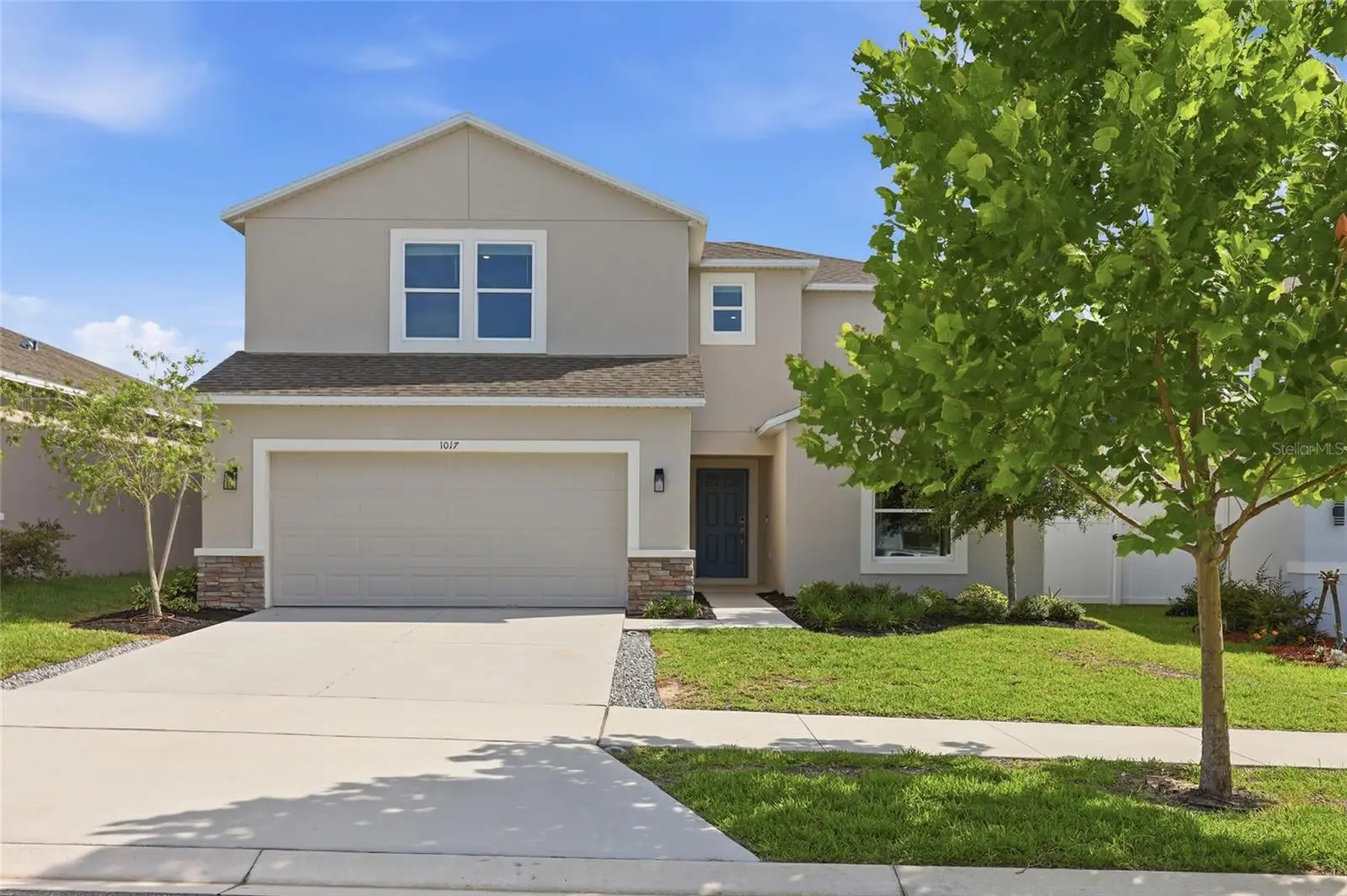 1017 Calico Pointe Circle, FL