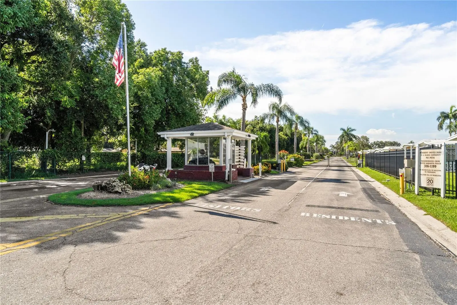 115 White Oak Way, FL