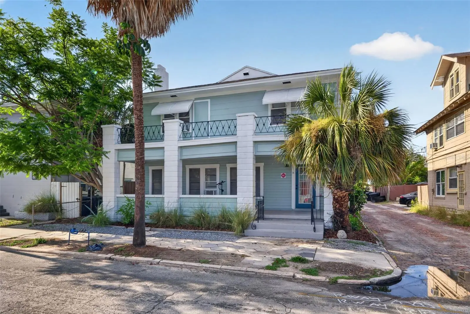 633 7th Avenue, FL