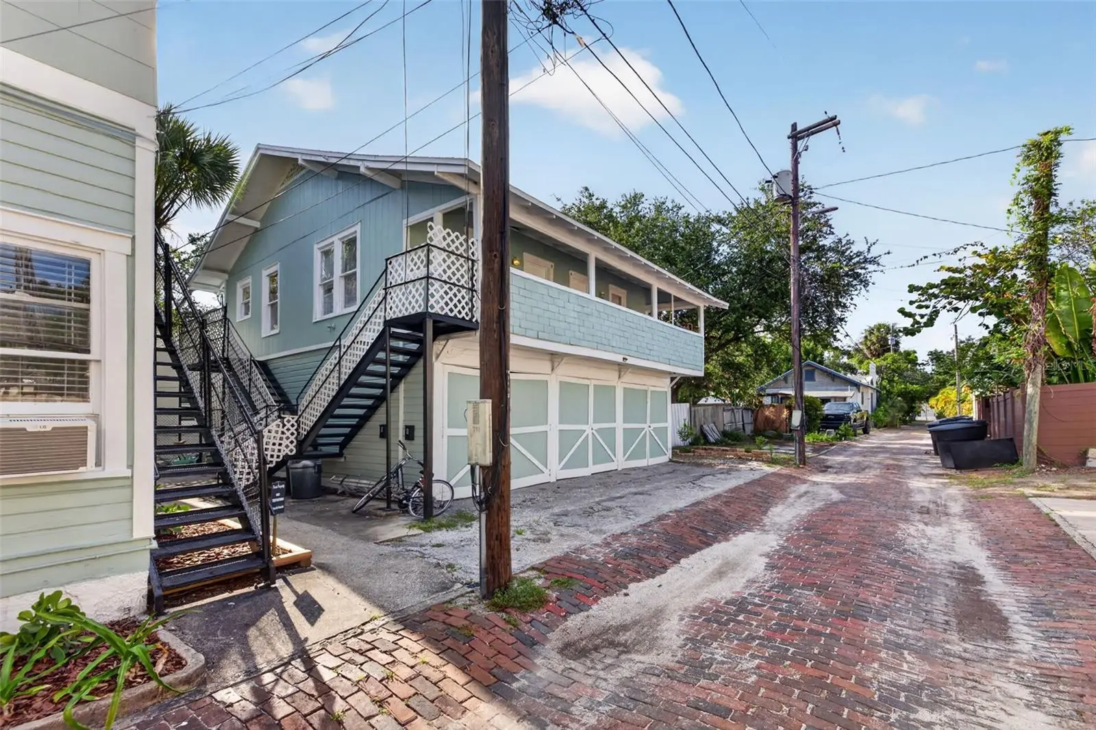 633 7th Avenue, FL